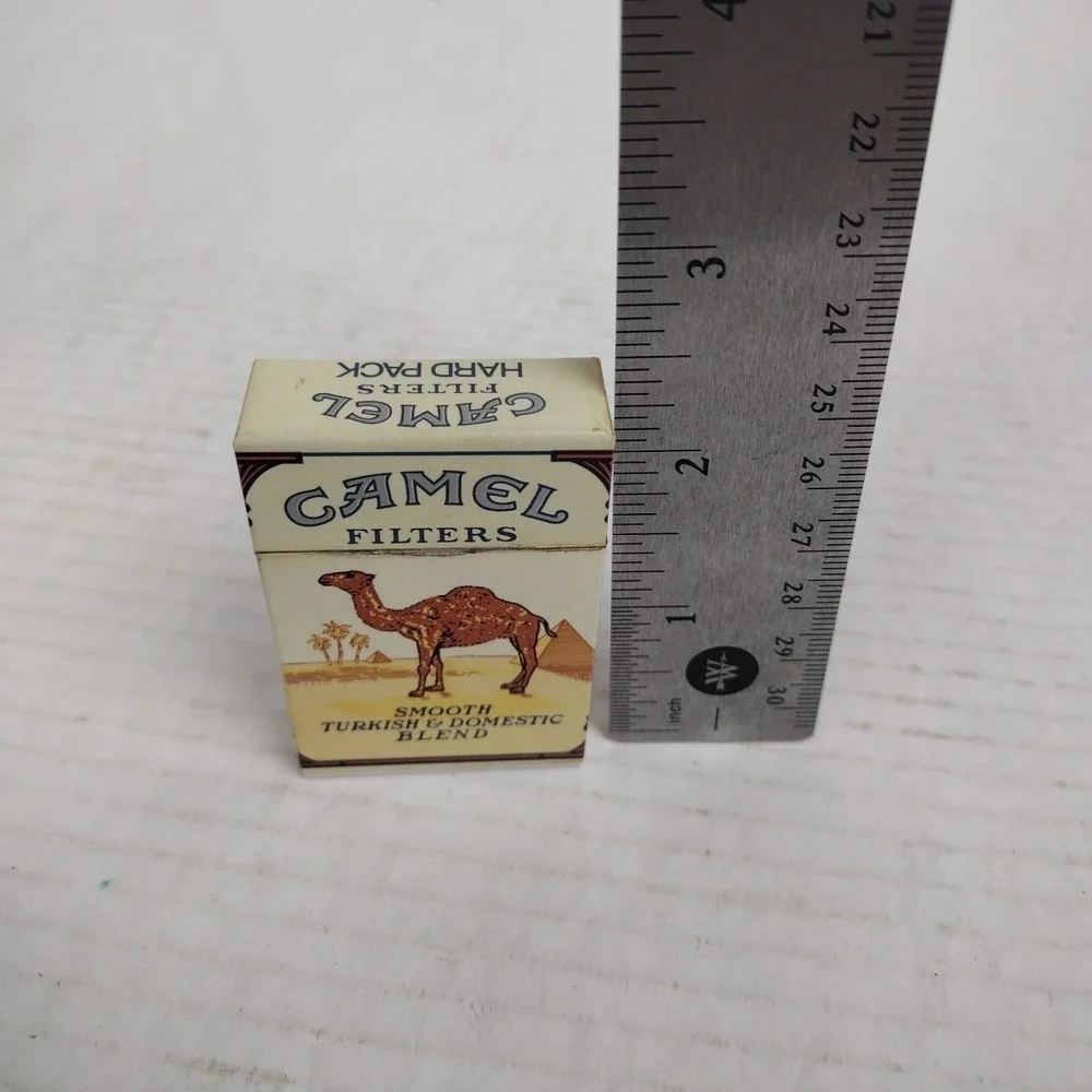 VTG CAMEL Y2K 90's Classic Camel Pack Lighter Flip-Top Cigarette Pack